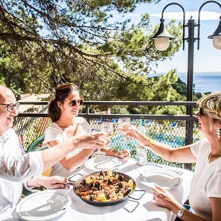 Camping Camping Sunissim Cala Llevado 4 By Locatour Tossa de Mar